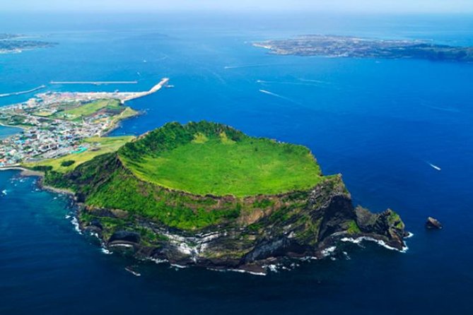 10day Small Group Discover Korea Tour : History, Food and Culture - A Smart 10-Day Mix: Flights, Meal Coverage, and Temple Night