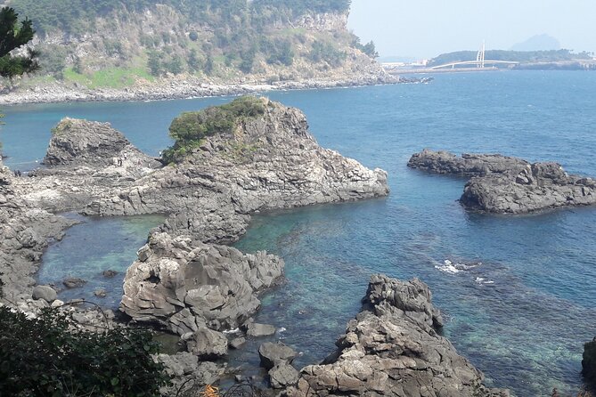 2 Days Jeju Island Private Taxi Tour (East/West of Jeju Island ) - What UNESCO stops mean for your time on Jeju