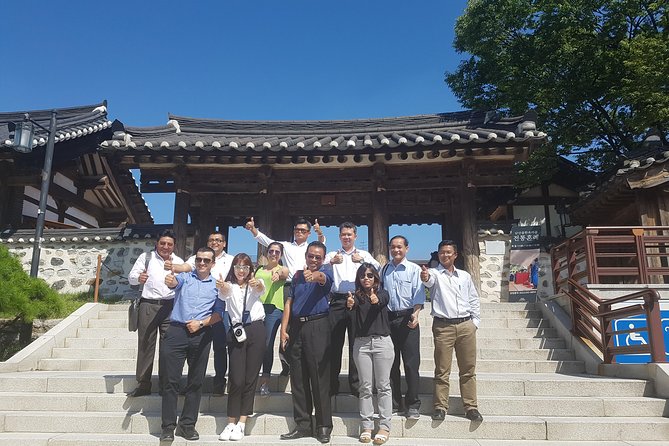 Afternoon Seoul: Hanok Vibes, Netflix Street Food & N Seoul Tower - Gwangjang Market: Street Food on a Real Timeline