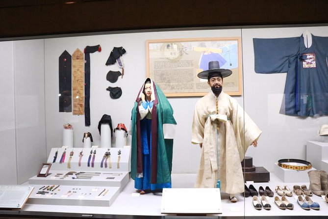 Andong Hahoe Folk Village Day Tour From Busan - Guides That Actually Guide: Jade and Julia’s Warm, Clear Delivery