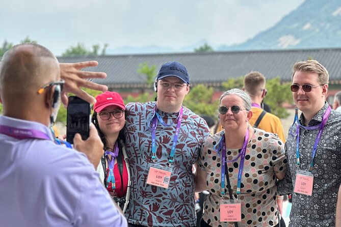 Best Seoul City Tour (Gyeongbokgung Palace,Insadong,Namsan Tower) - National Folk Museum and the Ginseng Stop: Helpful, With One Caveat