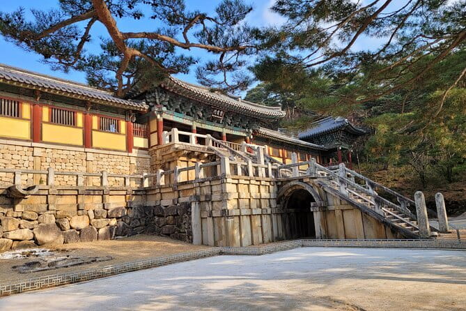 BTS Landmarks Private Car Tour in Busan with a Licensed Guide - Pacing, Photo Timing, and Practical Tips for an 8-Hour Day