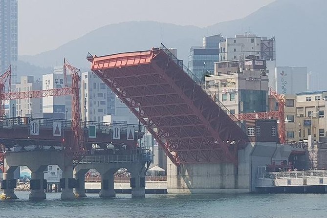 Busan CUSTOMIZED Tour for PRIVATE GROUP CRUISE PASSENGERS - Songdo Beach and Gamcheon Culture Village: Two Types of “Walk Around”
