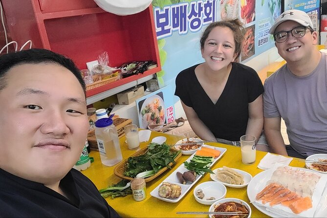 Busan Full-Day Customizable Private Tour in English - Gwangalli Beach and the Gwangandaegyo Bridge at night
