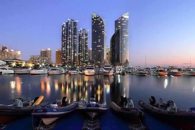 Busan Night Food Market with Night View points - Pickup timing and how the 7:30 pm start affects your evening