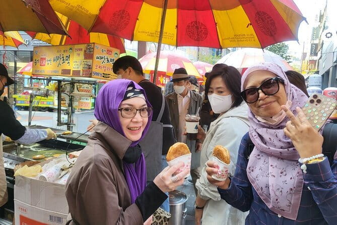 Busan private tour in English or Mandarin - Busan Gamcheon Culture Village: Colorful Streets With a Refugee Past