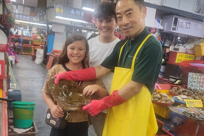Busan Private Tour with an official tour guide - Stops 5 and 6, Gukje Market and Jagalchi Market for real Busan food culture