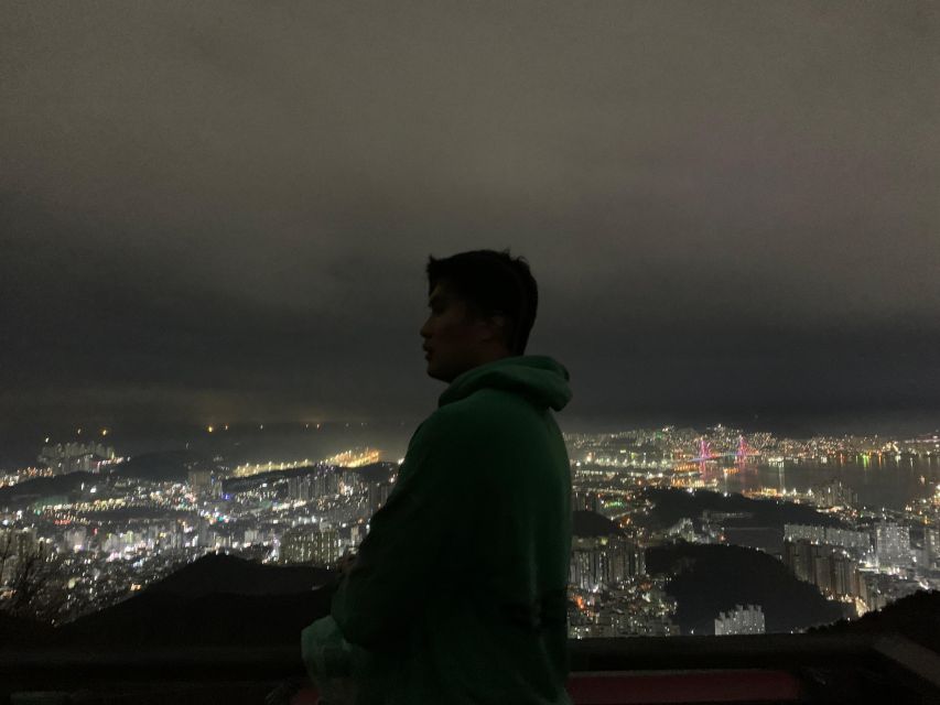 Busan: The Best Night View Small Group Tour - The local café stop with tea: when you catch your breath