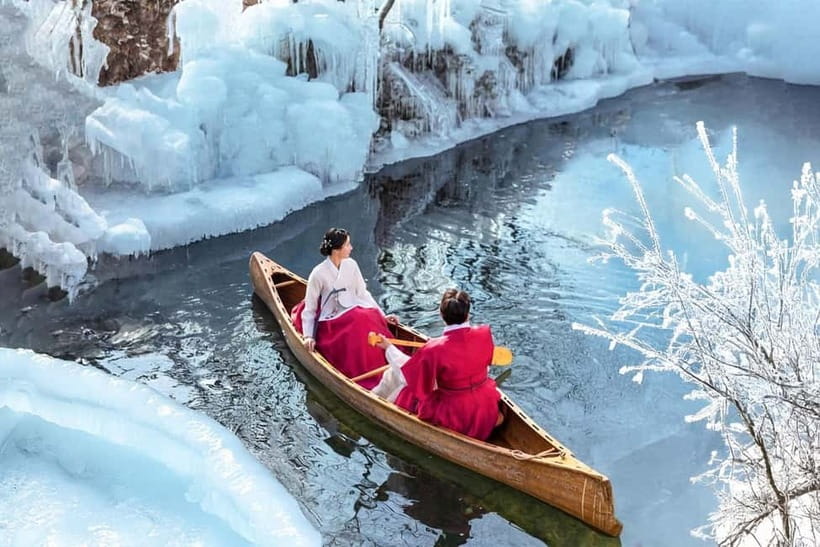 Busan: Winter Healing Park and (Gyeongju/Daegu) One Day Tour - Kookmin Healing Park Winter, the right kind of chaotic