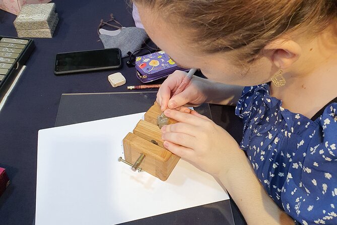 Carve Your Personal Korean Stone Seal with Jeongju in Insadong - Why Insadong is the right place for a Korean stone seal
