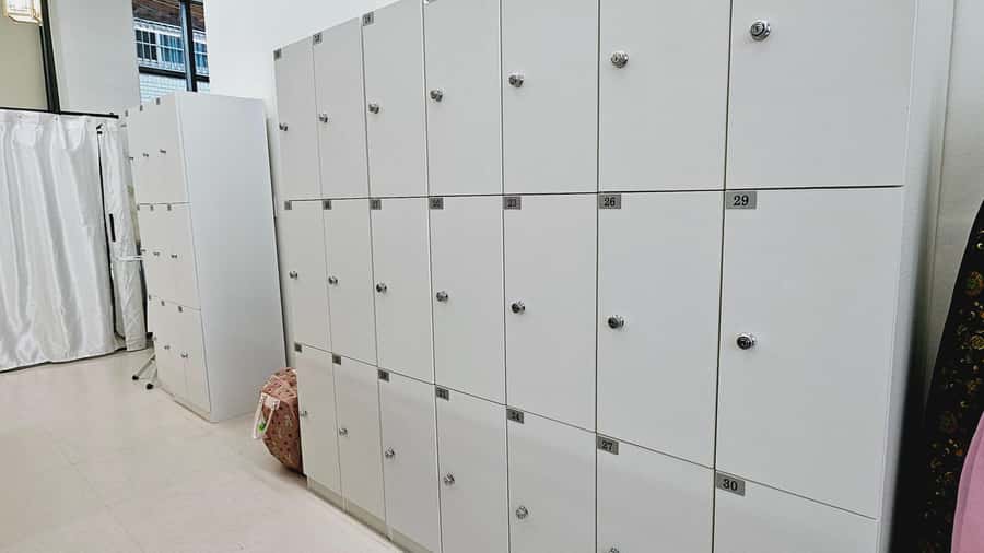 Changdeokgung Hanbok Experience at hanboknam - Lockers and big storage: the underrated quality-of-life win