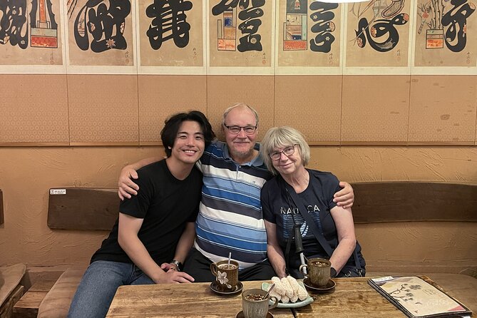 Customizable Seoul Private Tour Palaces Food and Markets - Bukchon Hanok Village: photos, alley walks, and breathing room
