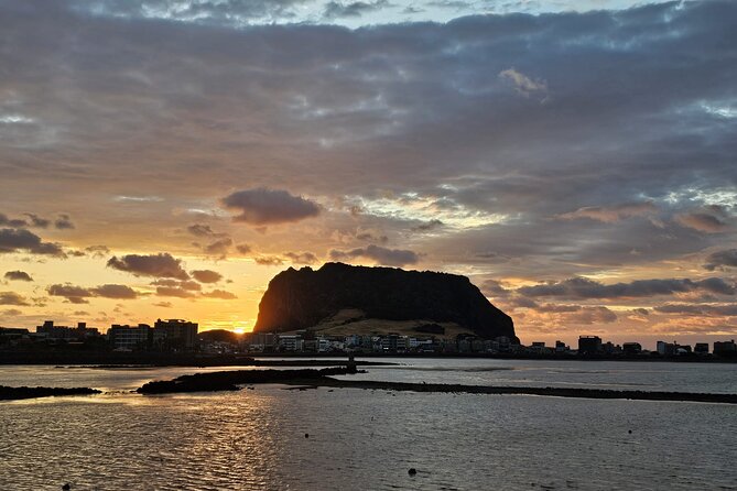 Customized private tour in Jeju island - Pickup, vehicle choice, and the value of included fuel and parking