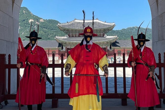 Discover Seoul: Local Life and History - Bukchon Hanok Village: a hilltop finish with old-world alley vibes