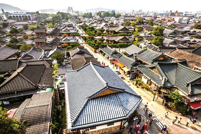 Discover Western Korea in 4days: All-Inclusive Experience - Day 2 in Jeonju: Hanok lanes, hanbok time, and a temple calm break