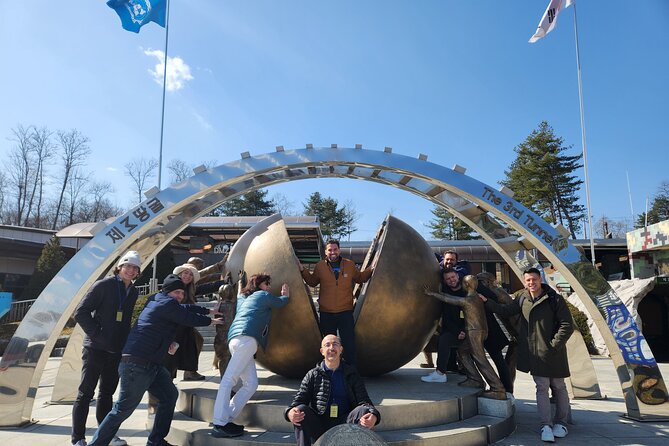 DMZ & NLL Combination Tour - What happens during the ID check and transport