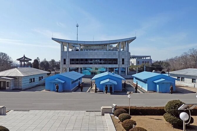 DMZ Private Tour Admission Incl. - The 3rd Tunnel: documentary film, then exploring the tunnel