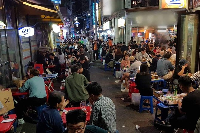 Drinking and Eating through the Alleys of Seoul - Practical Tips That Make This Tour Feel Like a Win