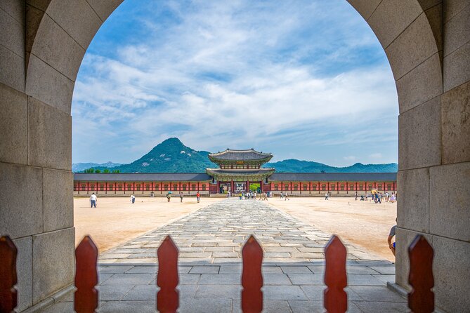 Essence of Seoul, 100% Private Full Day City Tour - A Private Orientation Day With Hotel Pickup