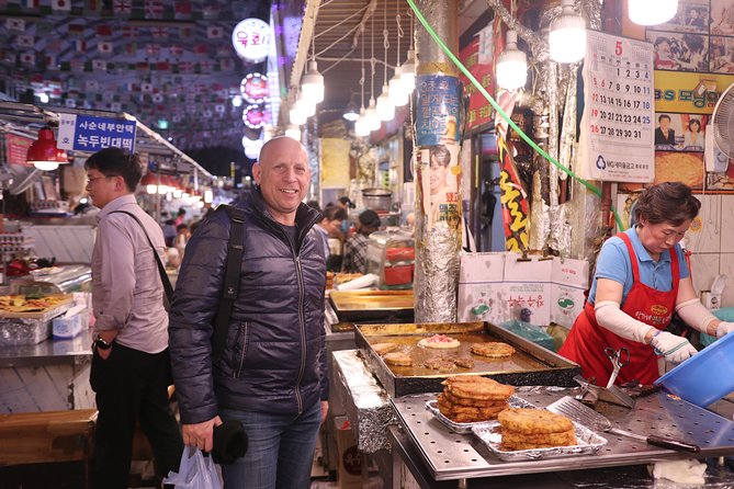 Flexible Private Van Tour in Seoul by Experts - Stop-by-Stop: What the Example Day Feels Like
