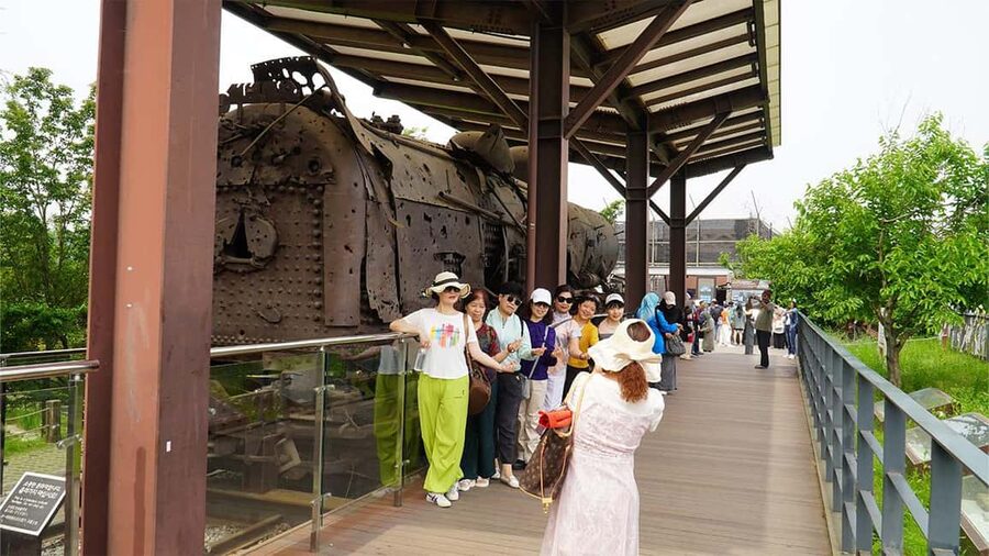 From Seoul: DMZ Tour and North Korea Experience Hall - Dora Observatory and the Third Tunnel area: what to focus on