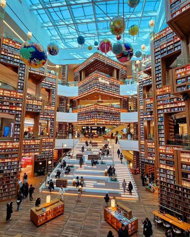 From Seoul: Starfield Library, Hwaseong, Gwangmyeong Cave - Hwaseong Fortress: four gates, military facilities, and walkable history