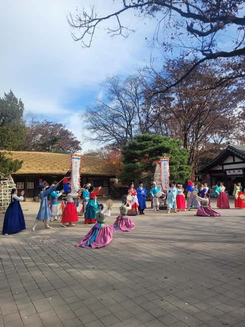 From Seoul: Suwon Hwaseong Fortress Tour - Suwon From Seoul: meeting point and how the day actually moves