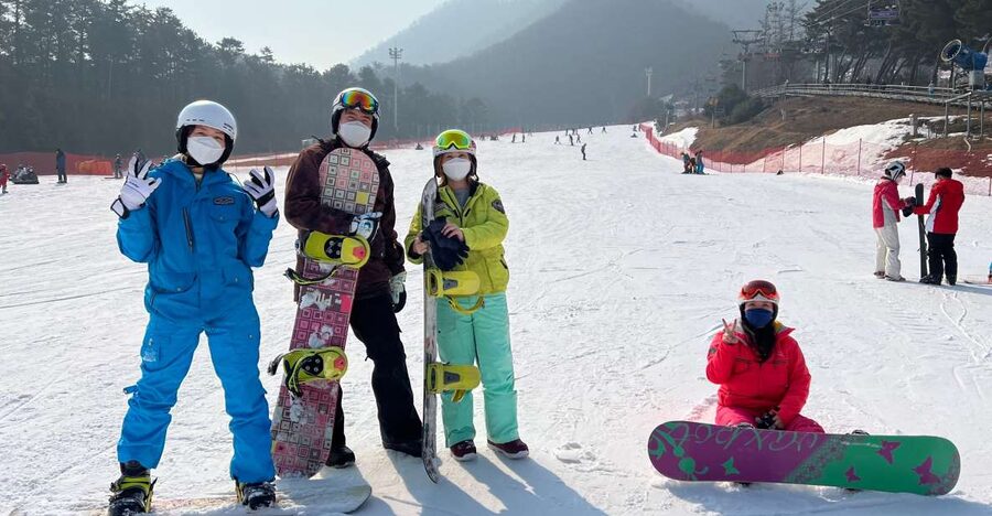 From Seoul: Yongpyong Ski Day Tour with Transportation - Quick highlights