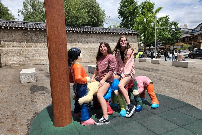 Full Day- Essential Seoul City Tour & Gourmet Tour(including Lunch and Dinner) - The Smart Way to See Seoul’s Best in One Day