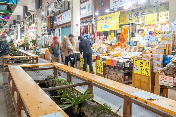 Full-Day Jeju Island UNESCO Tour for Cruise Layover Guests - Segowipo Maeil Olle Market: Free Time That Feels Like a Real Local Finish