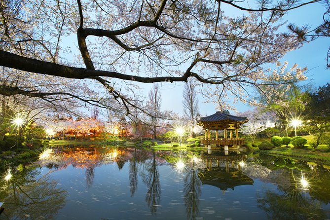 Full day Private Gyeongju UNESCO Heritage Tour : a glimpse into Silla - Seokguram Grotto: carved faces and a lunch rhythm that keeps you going