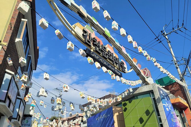 Gamcheon Culture Village, Jagalchi fish market story telling Tour - Jagalchi Fish Market: seafood sights, snack options, and a plan for ordering