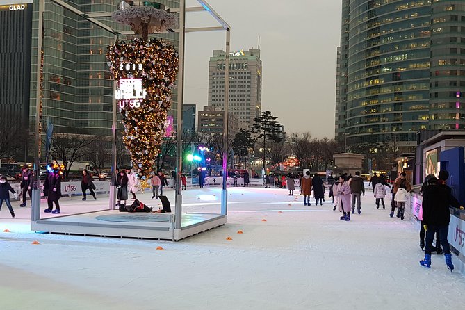 Gangnam Tour(Inc. Dinner & Drink) _ The past and present of Korea - Gangnam Station Underground Shopping Center: Fashion, Browsing, and Herb Plaza Breaks
