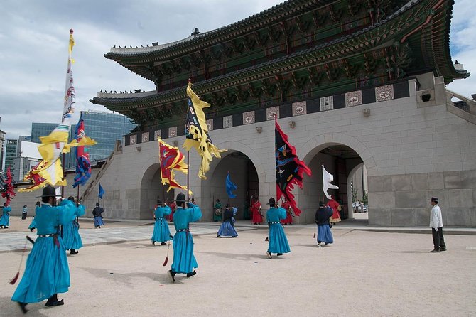 Gyeongbok Palace and Korean Folk Village Tour - Jogyesa Temple: your calm reset in the middle of the city