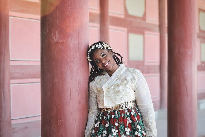 Gyeongbokgung Hanbok Photoshoot - The photographer part: direction, pacing, and good energy