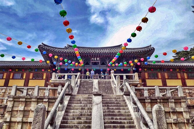 Gyeongju UNESCO World Heritage Guided Day Tour from Busan - Yangdong Folk Village and Daereungwon Tomb Park (UNESCO tour)