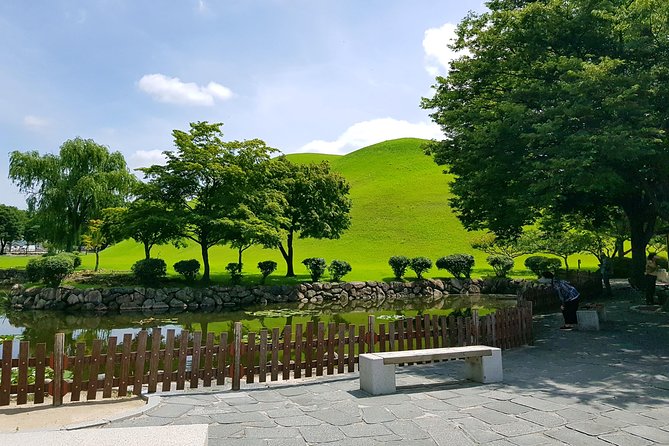 Gyeongju UNESCO World Heritage Sites and History Full-Day Tour with Lunch - Getting picked up, then getting moving fast
