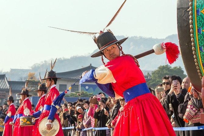 Half day Morning Seoul City Tour(Temple & Gyeongbok Palace) - Jogyesa Temple, Buddhism still practiced in downtown Seoul