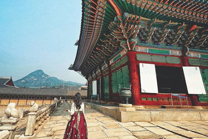 Hanbok Photoshoot and History Tour at Gyeongbokgung Palace - Price and value, what you are paying for