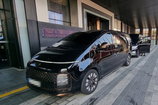 Incheon Airport Private Transfer between Seoul City - Where Your Driver Meets You, Arrival Hall vs Hotel Lobby