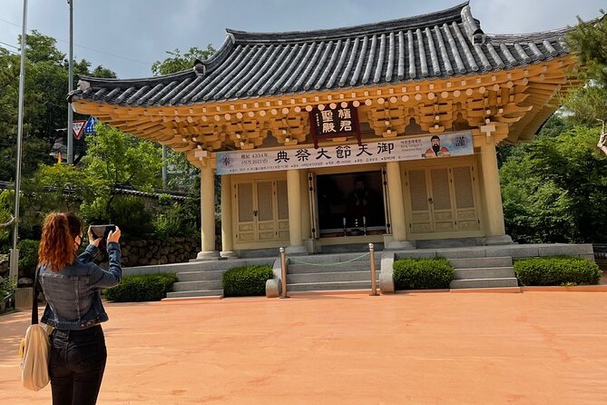 Inwangsan hike & historical sites - Why This Inwangsan Hike Feels Different From a Usual City Tour