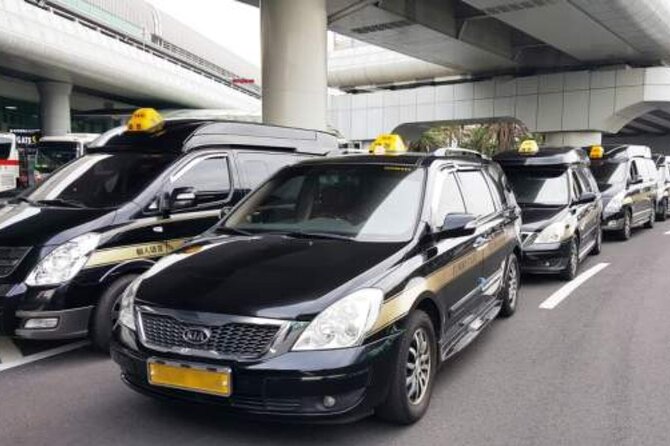 Jeju Airport Transfer - The Drive Time, Pickup Stops, and Why Small Groups Matter