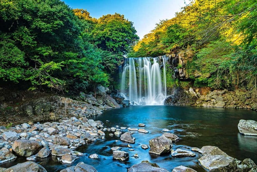 Jeju: Customized Private Vehicle Day Tour - West Jeju Circuit: Aewol Cafe to Kayaking and Yacht Shows