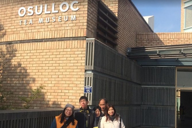 Jeju: Haenyeo Culture Experience with Seafood Tasting - Key highlights to look for