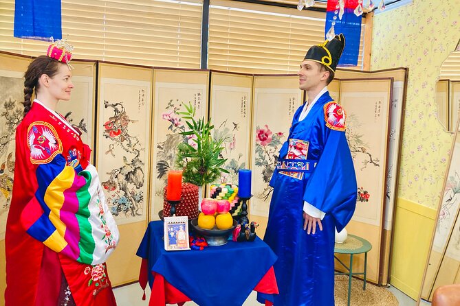[Jeju] Hanbok Rental Experience/Korean Traditional Clothes Rental Shop - Yongyeon Valley and the Hanbok-Style Pagoda Photo Stop