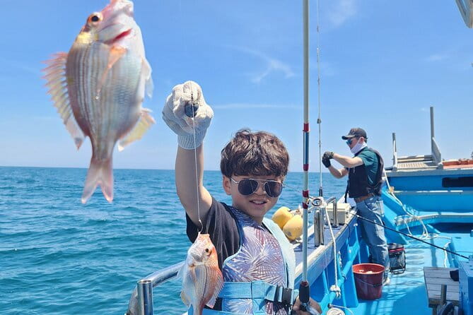 Jeju Hidden Gem Sea Boat Fishing Tour with Lunch - Meeting Point and What You Will Have on Hand