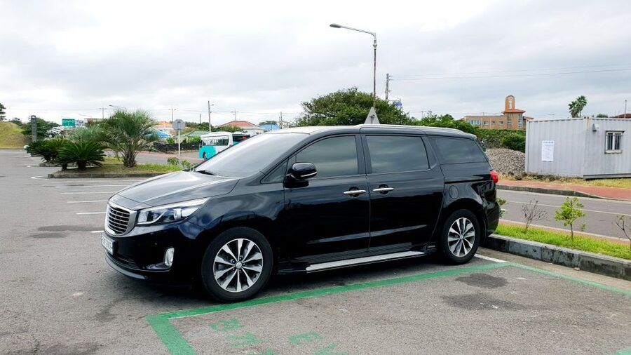 Jeju Island: Customized Private Full-Day Van Tour - Haenyeo Museum: guided culture without the guesswork