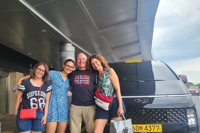 jeju island Jumbo taxi Private tour with Mr.Hong East of jeju - Using Indoor Options When Weather Changes