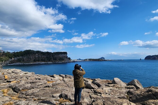 Jeju Island Popular Sightseeing Private Car Charter Tour 5/9hours - UNESCO Sites and Famous K-Drama and BTS Locations