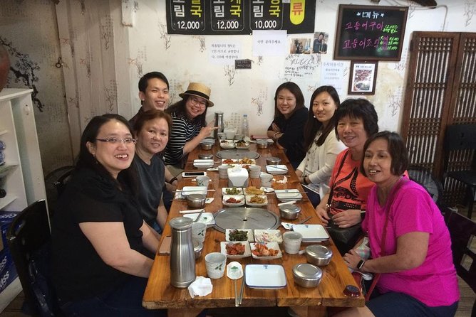 Jeju Island Private Half day Transport : South / West - Seogwipo Maeil Olle Market for snacks and an easy pause
